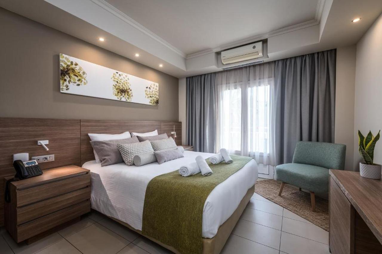 Akti Coast Club Hotel マルマリ エクステリア 写真